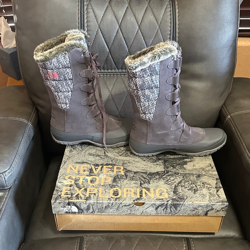 The North Face Women's Gray Winter Boots